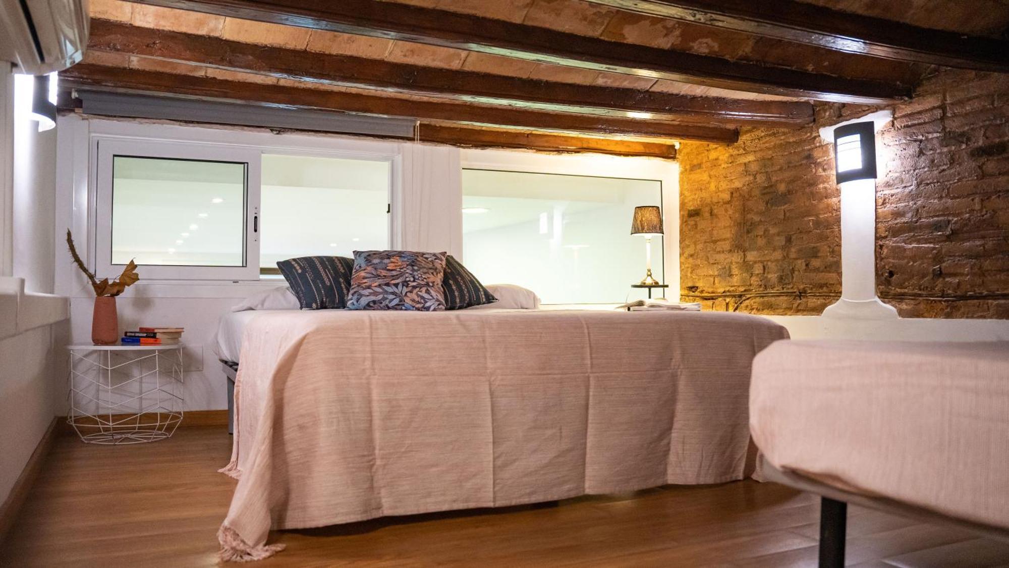 Apartment Next To Park Guell Barcelona Bagian luar foto
