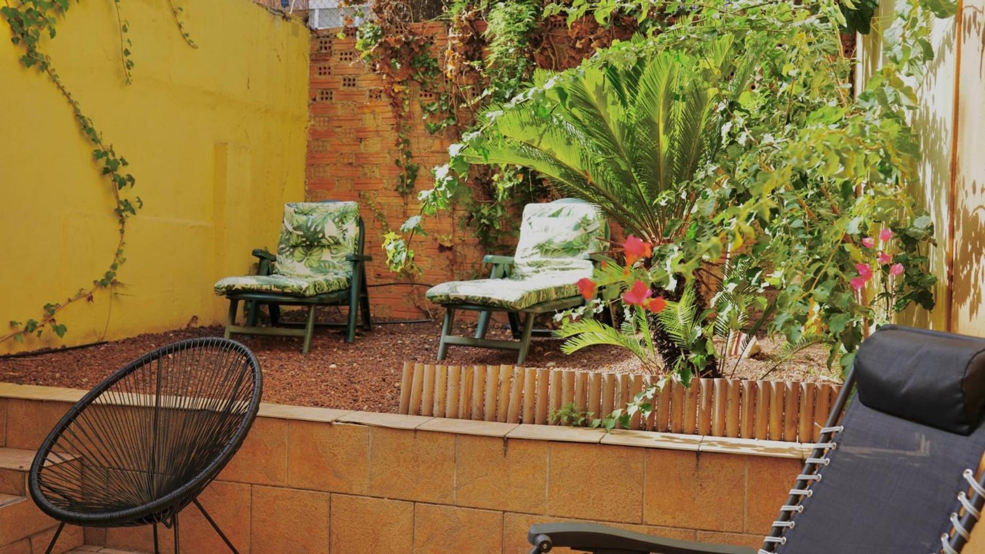 Apartment Next To Park Guell Barcelona Bagian luar foto